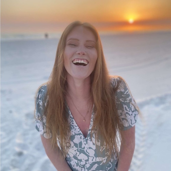 Meet your Posher, Keely - Picture 10 of 15